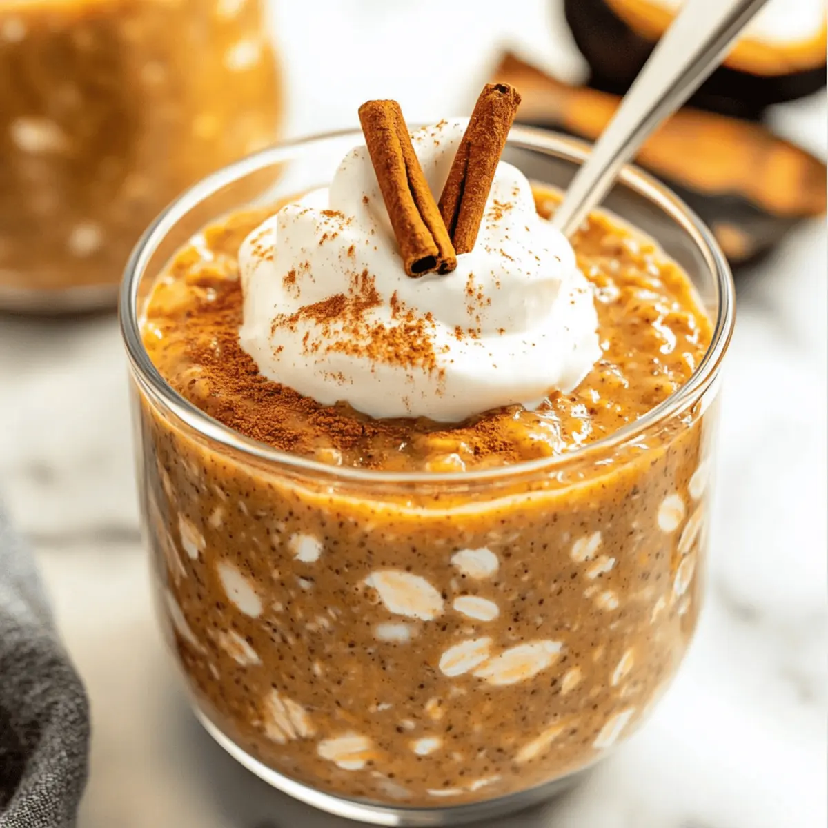 Pumpkin Pie Protein Overnight Oats for a Cozy Fall Breakfast 1 Pumpkin Pie Protein Overnight Oats rkbnyd